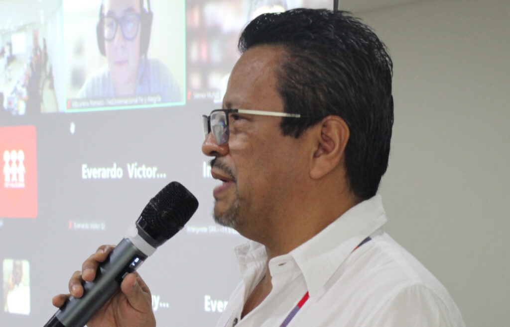 Miguel Molina, Coordinador de Acción Pública Fe y Alegría Internacional en Taller de Acción Pública.