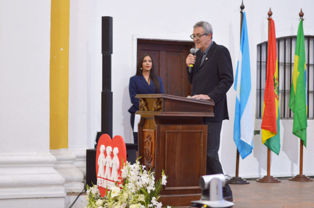 DSC_0705 Francisco Iznardo, SJ, Director Nacional de Fe y Alegría Guatemala, en el marco de la conmemoración de sus 50 años.