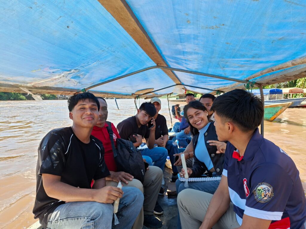 De camino a las comunidades