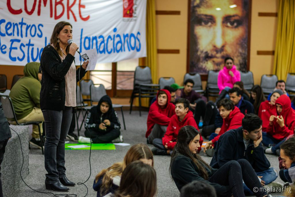 Cumbre-de-Centro-de-Estudiantes-Ignacianos-8