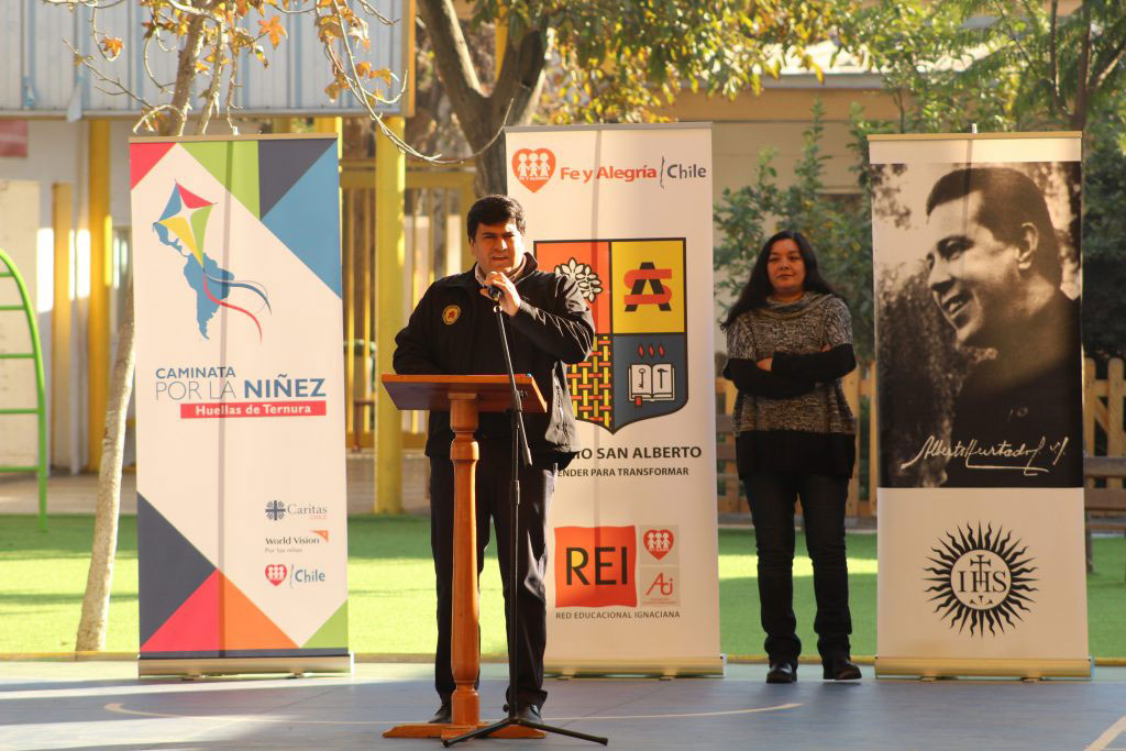 Caminata-por-la-Niñez-llega-a-Chile-7