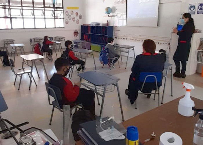 Director-Escuela-San-Ignacio-Calera-de-Tango-sobre-retorno-presencial-«Es-una-alegría-enorme»2