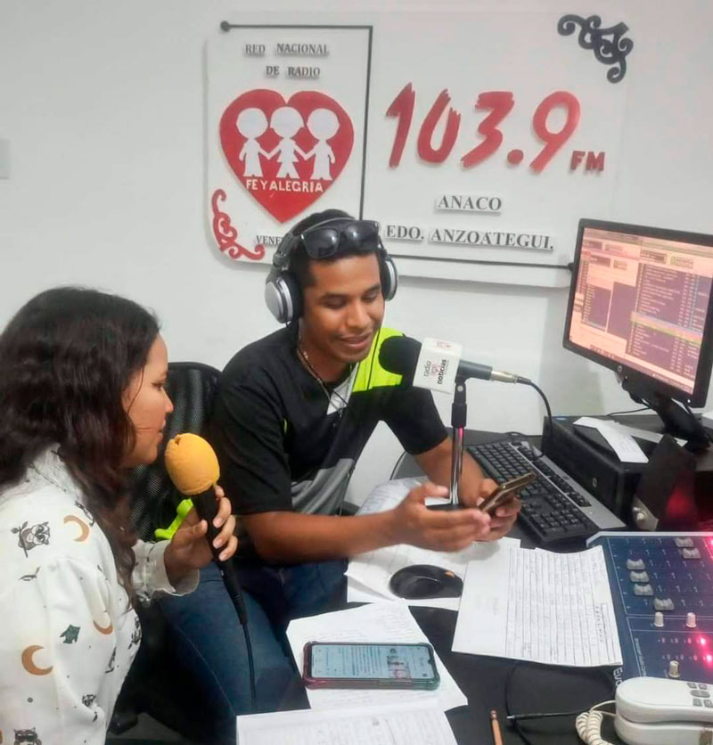 ¡Uno, dos, tres… al aire! Radio Fe y Alegría 50 años de pasión por la ...